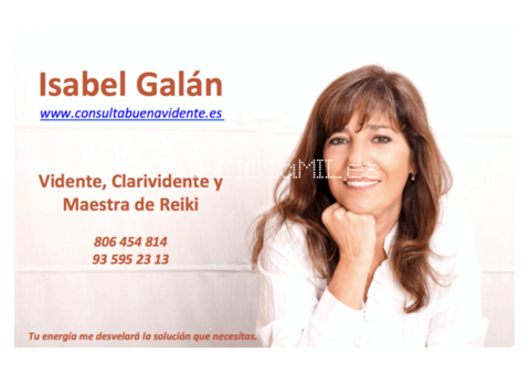 Maestra tarotista, vidente de nacimiento, sin gabinete.