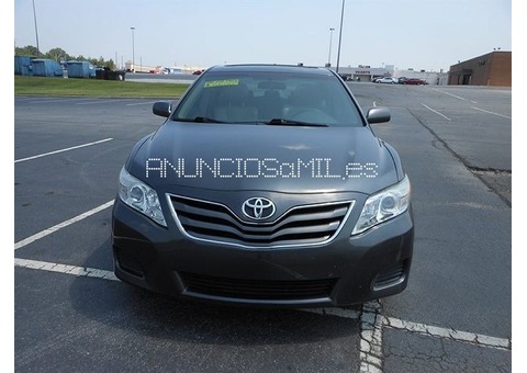 2010 Toyota Camry LE still in good condition