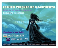 Esther, experta en amor y rupturas.