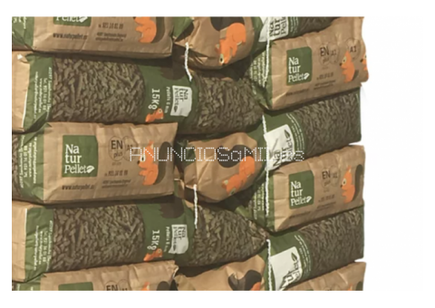 Palet de pellets de madera Combustible para calderas y estufas ecológico