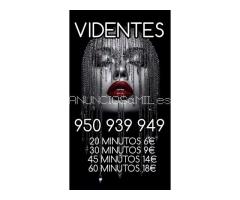 TAROTISTAS Y VIDENTES