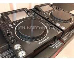Pioneer DDJ SX2 Controller - €430 / Pioneer XDJ RX - €650 / Pioneer CDJ 2000NXS2 == €850