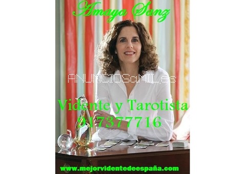 Amaya Sanz, vidente y maestra tarotista, sin engaños, sin gabinete.